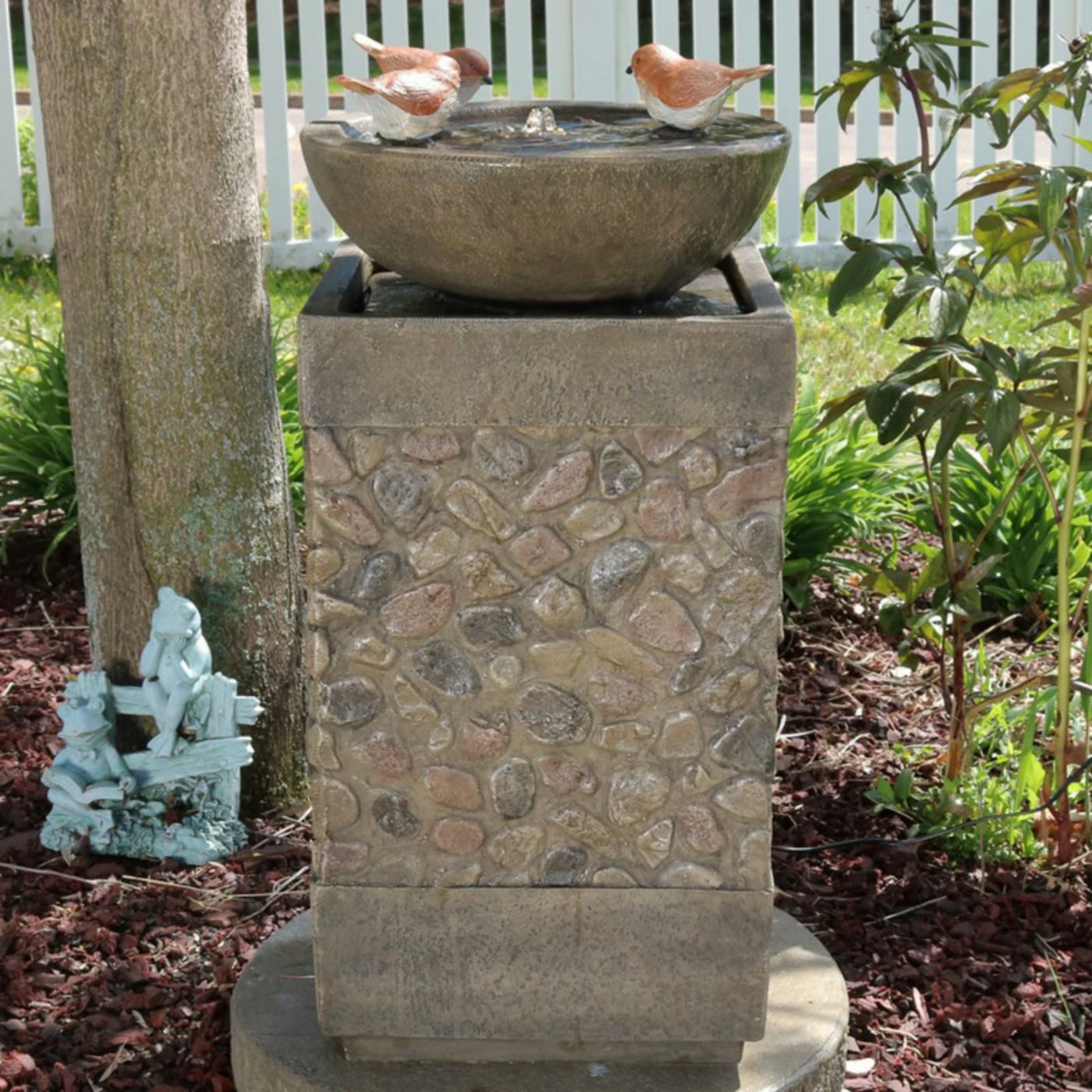 Deals β¨ Lighted Sunnydaze Decor Three Bathing Birds Outdoor Birdbath Water Fountain π€©